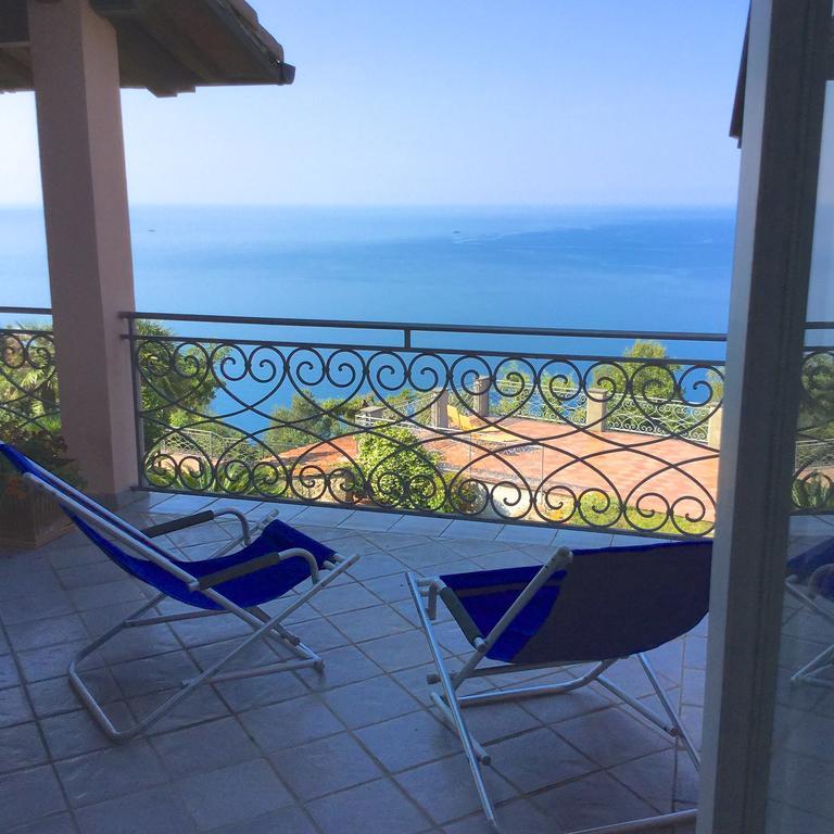B&B Le Palme Амелья Екстер'єр фото